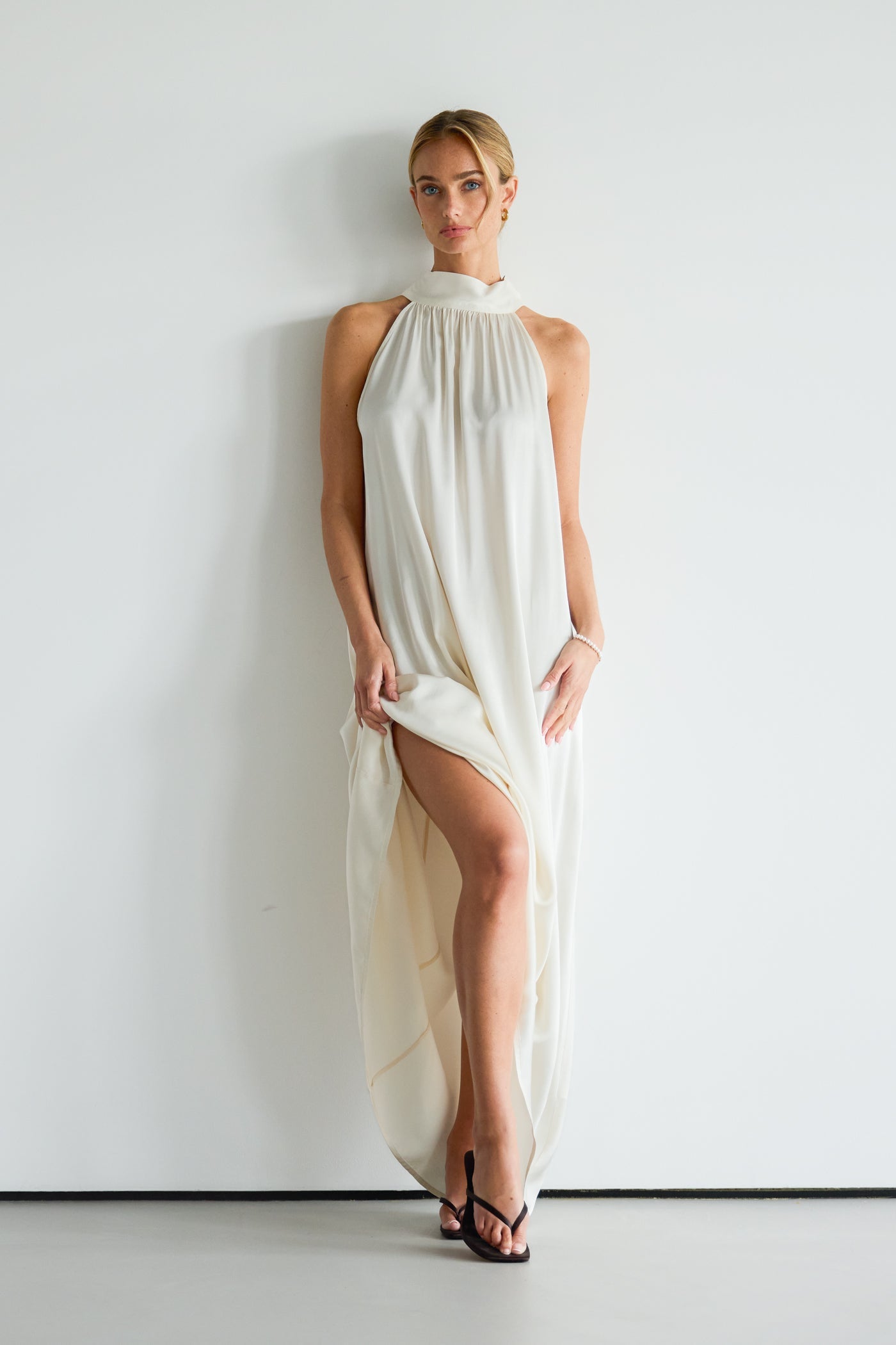 VESTIDO JAKI MARFIL™