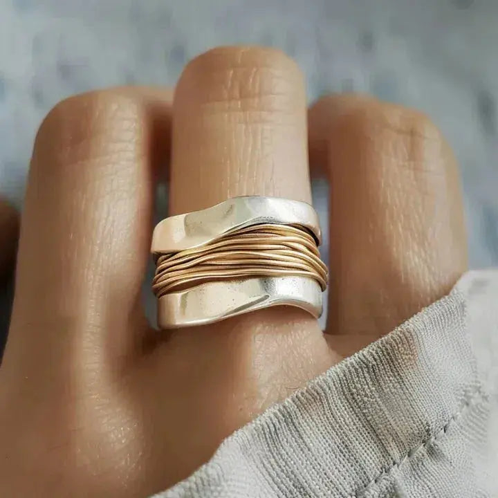 Pierina | Anello in Argento con Filo Dorato