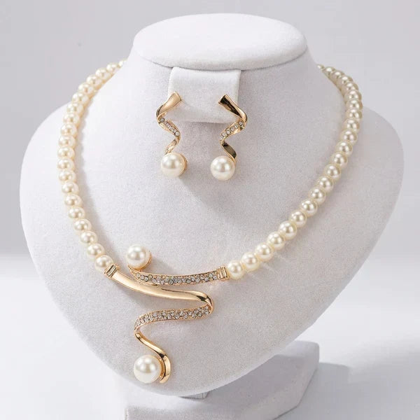 IMMACOLATA | Set Collana e Orecchini con Perle Naturali