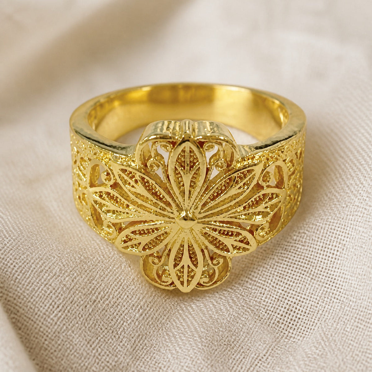 ANITA | Anello Dorato a Fiore