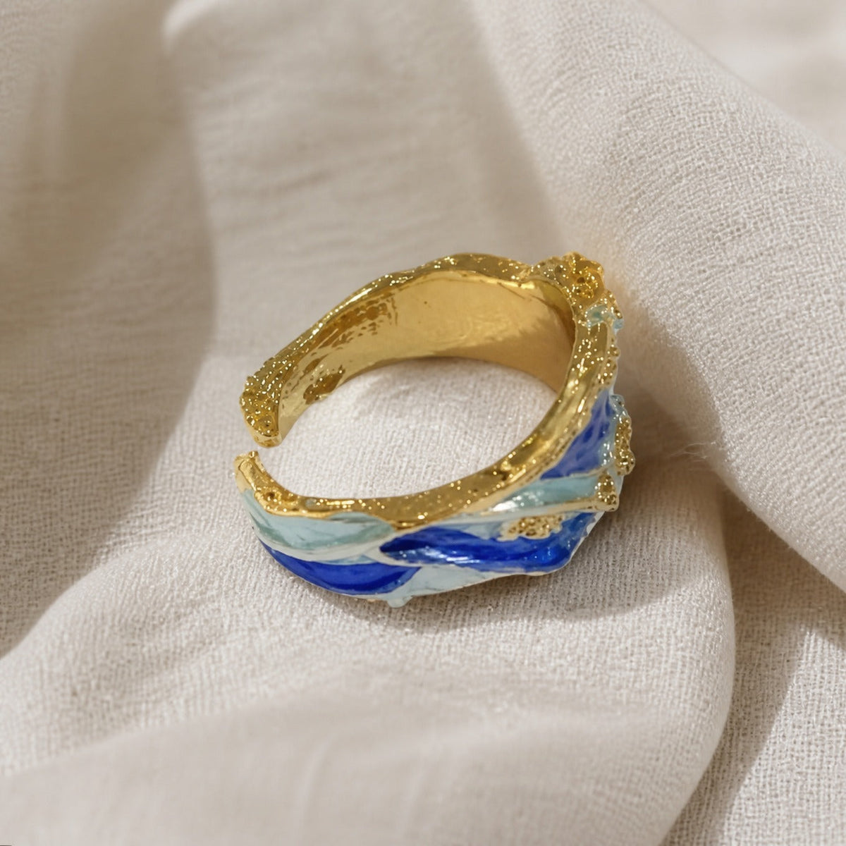 CATERINA | Anello Dorato a Onda Regolabile