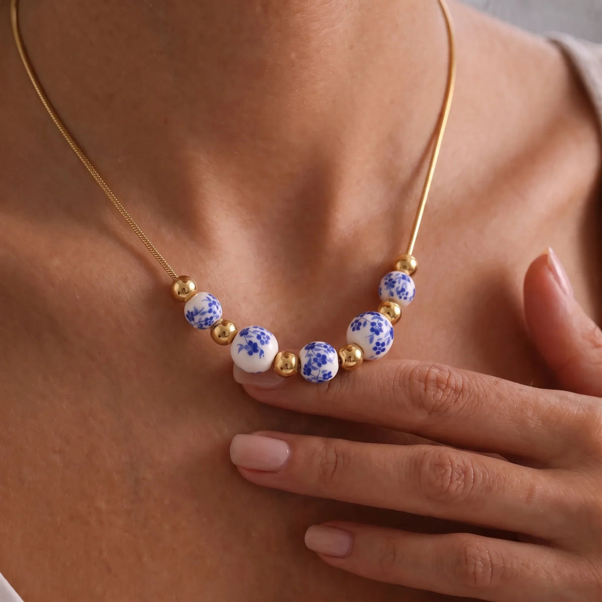 Collana di Perline in Ceramica di Maiolica