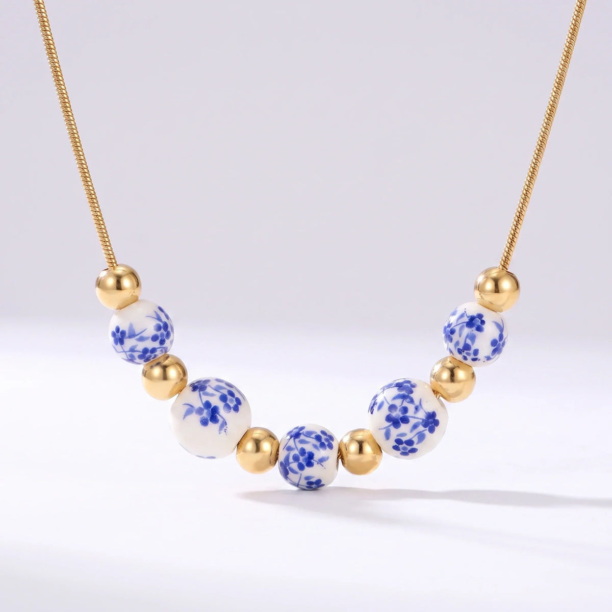 Collana di Perline in Ceramica di Maiolica