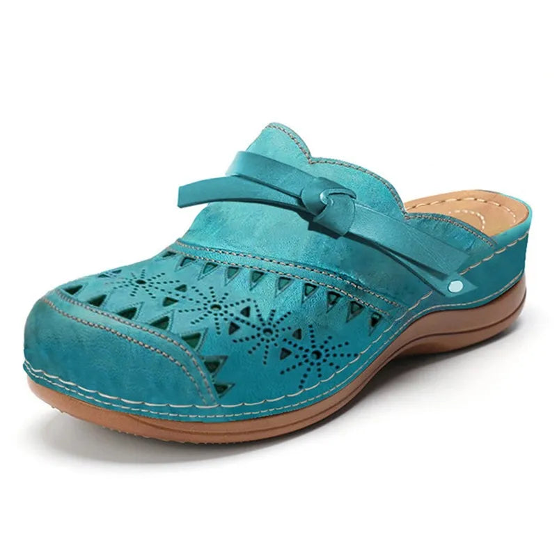 Lola - Comfortable Clogs for Everyday Wear