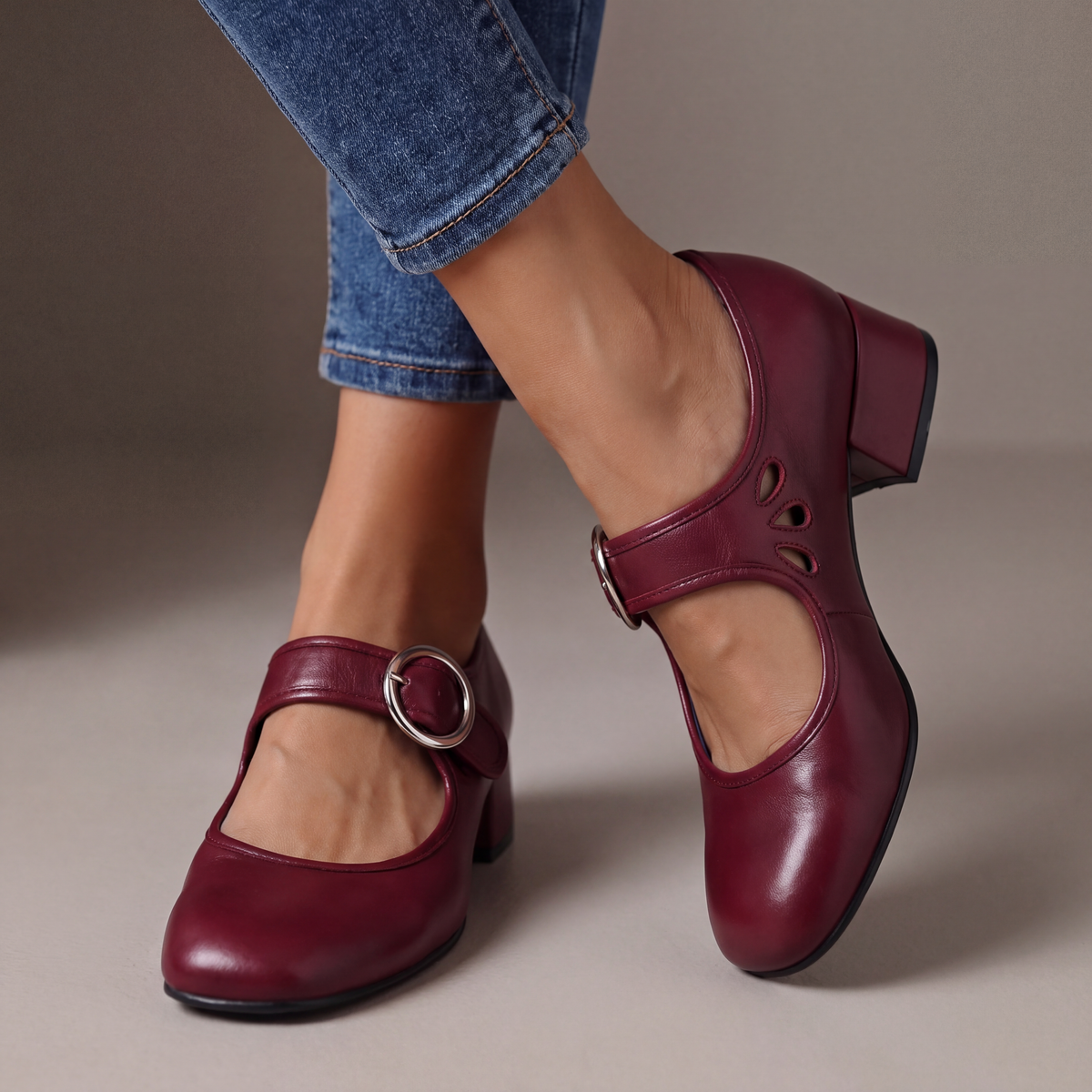 VERONICA™ | Ballerine in Pelle con Cinturino e Tacco