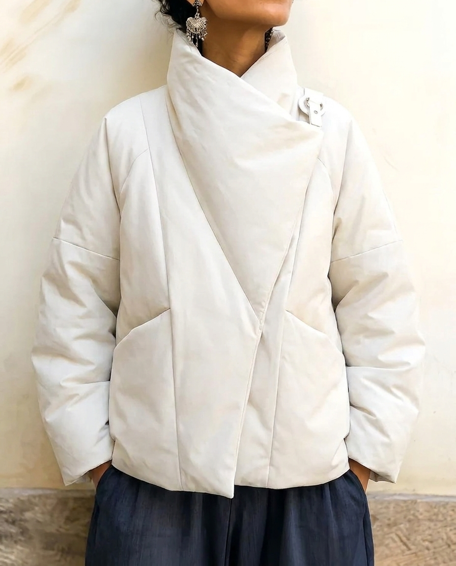 ELOWEN™ | Giacca Imbottita con Collo Drappeggiato