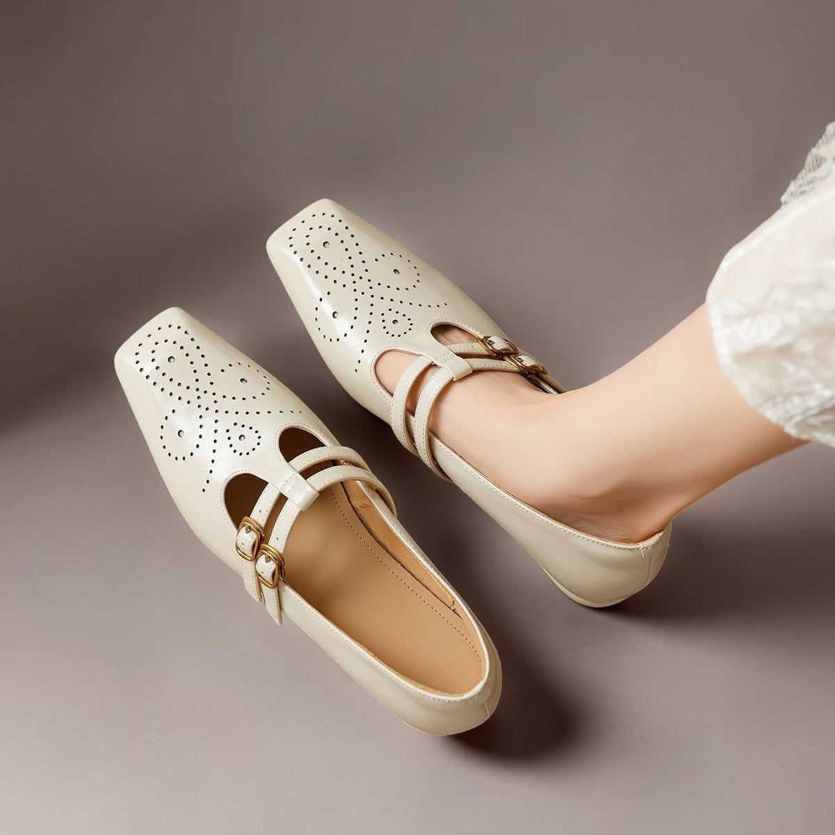 NORMA | Babies in Pelle con Doppio Cinturino
